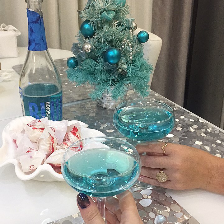 Easy Sparkling Cocktails for Festive Gatherings